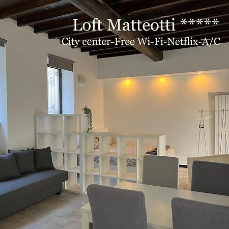 Loft Matteotti - Studio In Centro Busto Arsizio Dış mekan fotoğraf