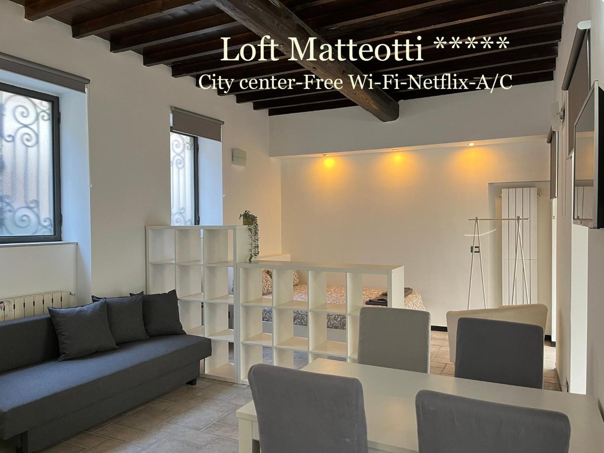 Loft Matteotti - Studio In Centro Busto Arsizio Dış mekan fotoğraf